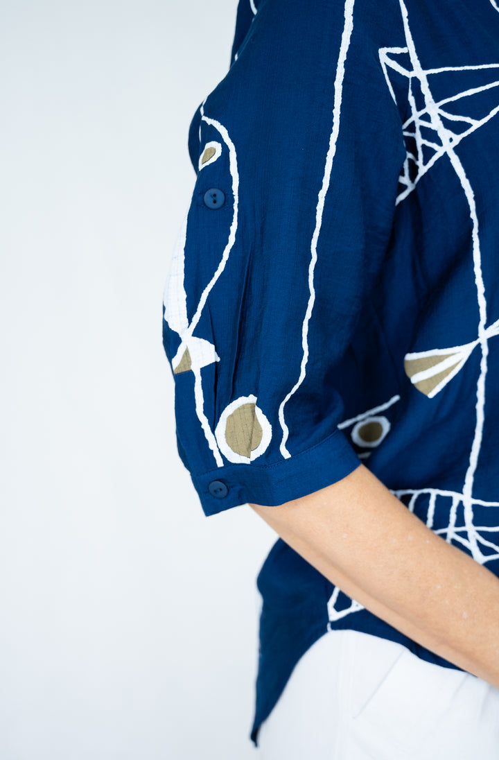 Fish Print 3/4 Top