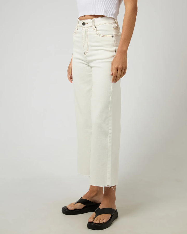 Charlie High Rise Wide Leg Jean Ecru