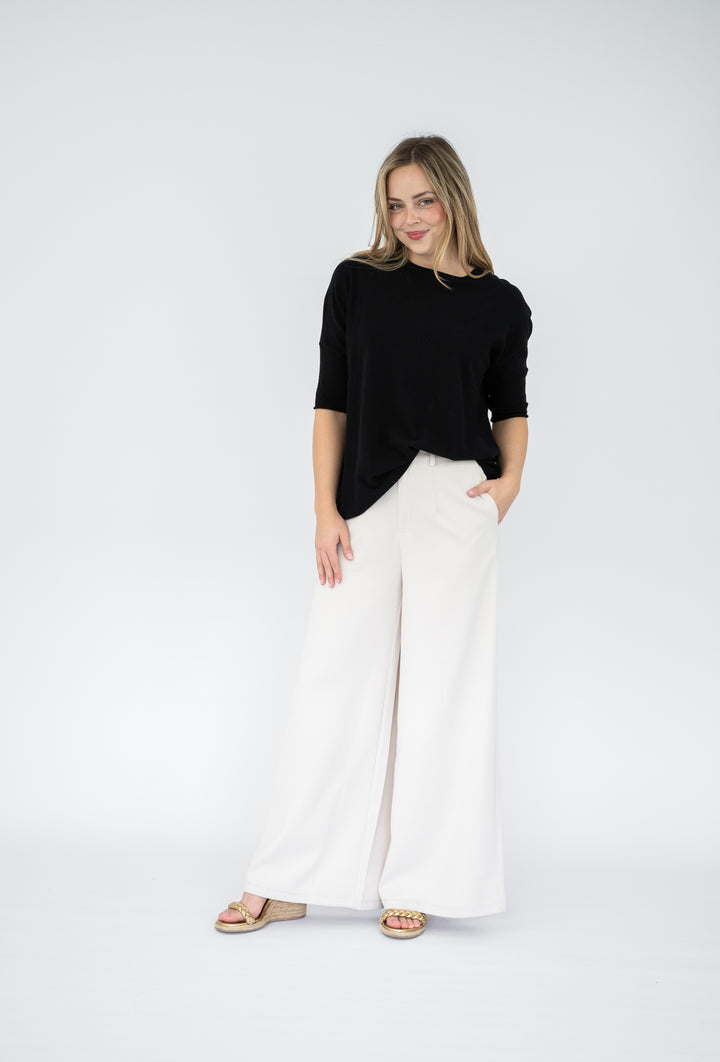 Anita Curved Hem Knit Black