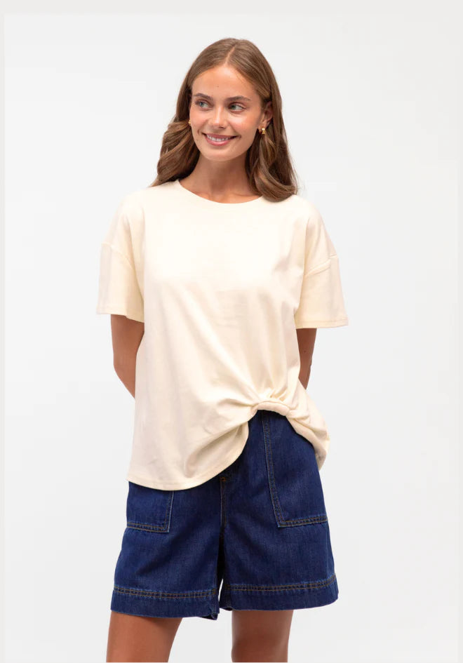 Easy Tuck Tee Cream