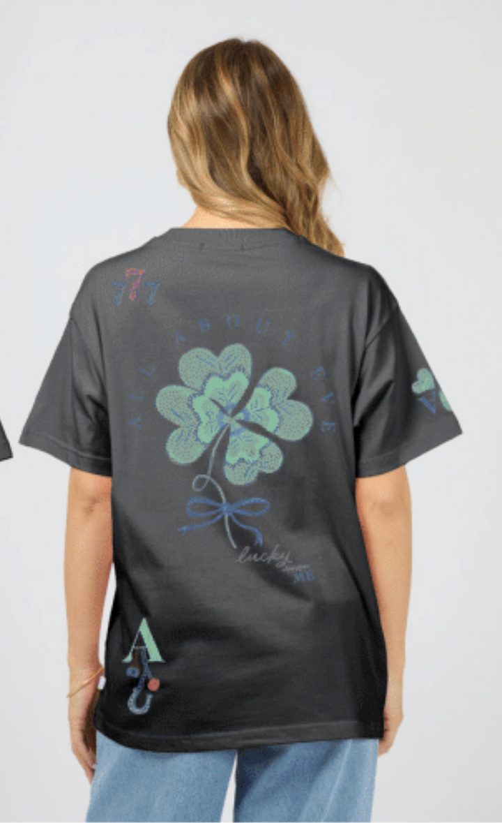 Lucky Charm Relaxed Tee Washed Black