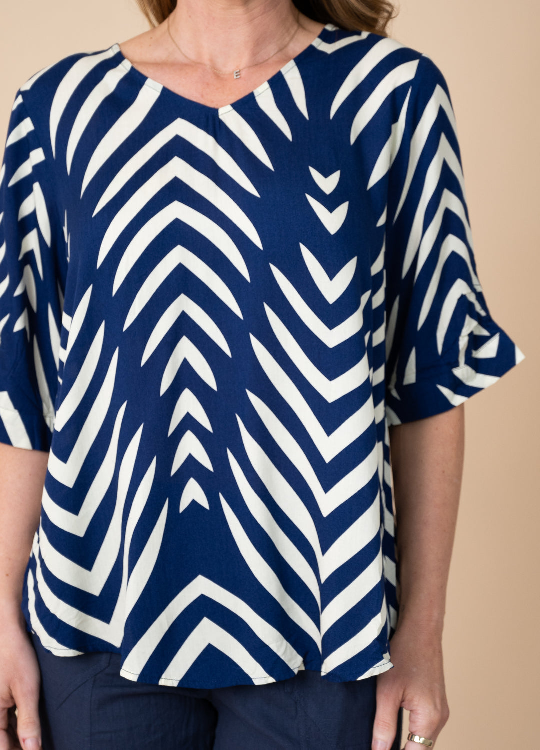 Button Back Top Navy Palm